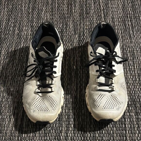 On Running Shoes - On cloud Cloud X 3 shoes